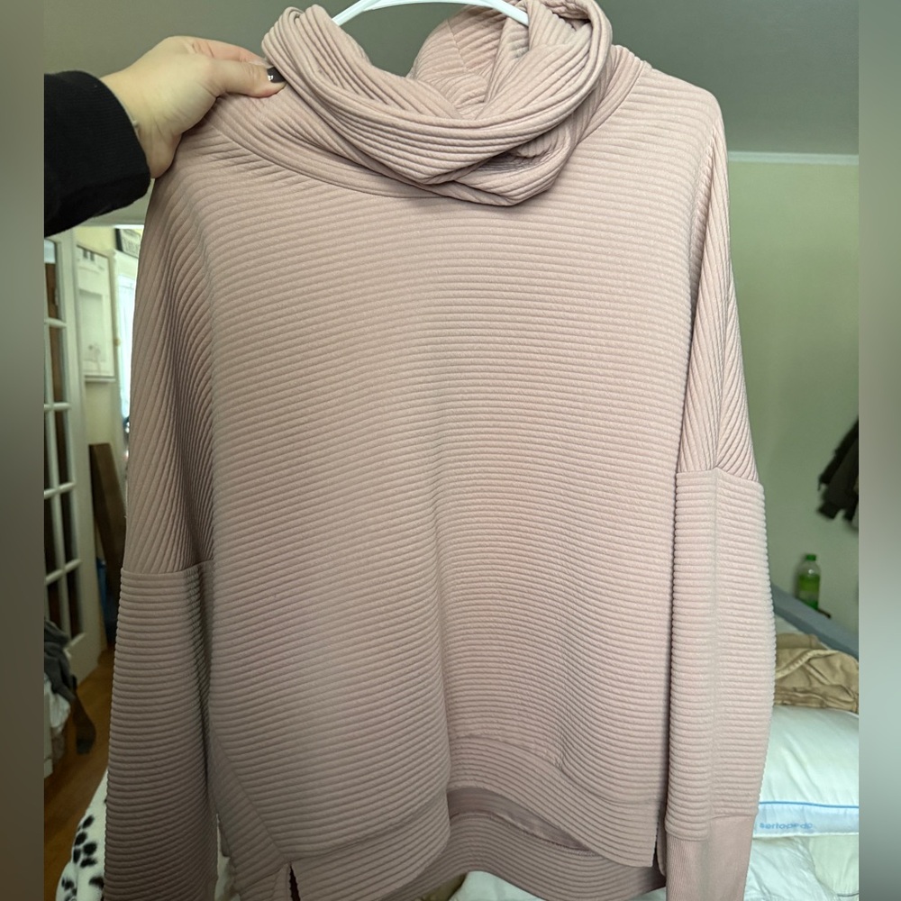 Mondetta Pink Ribbed Sweater